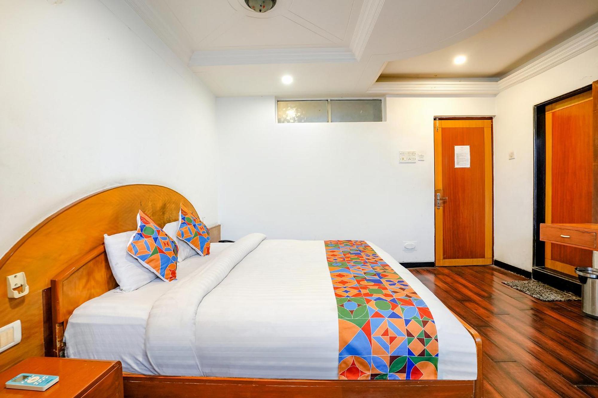 Fabhotel Silver Inn II Nashik Bagian luar foto