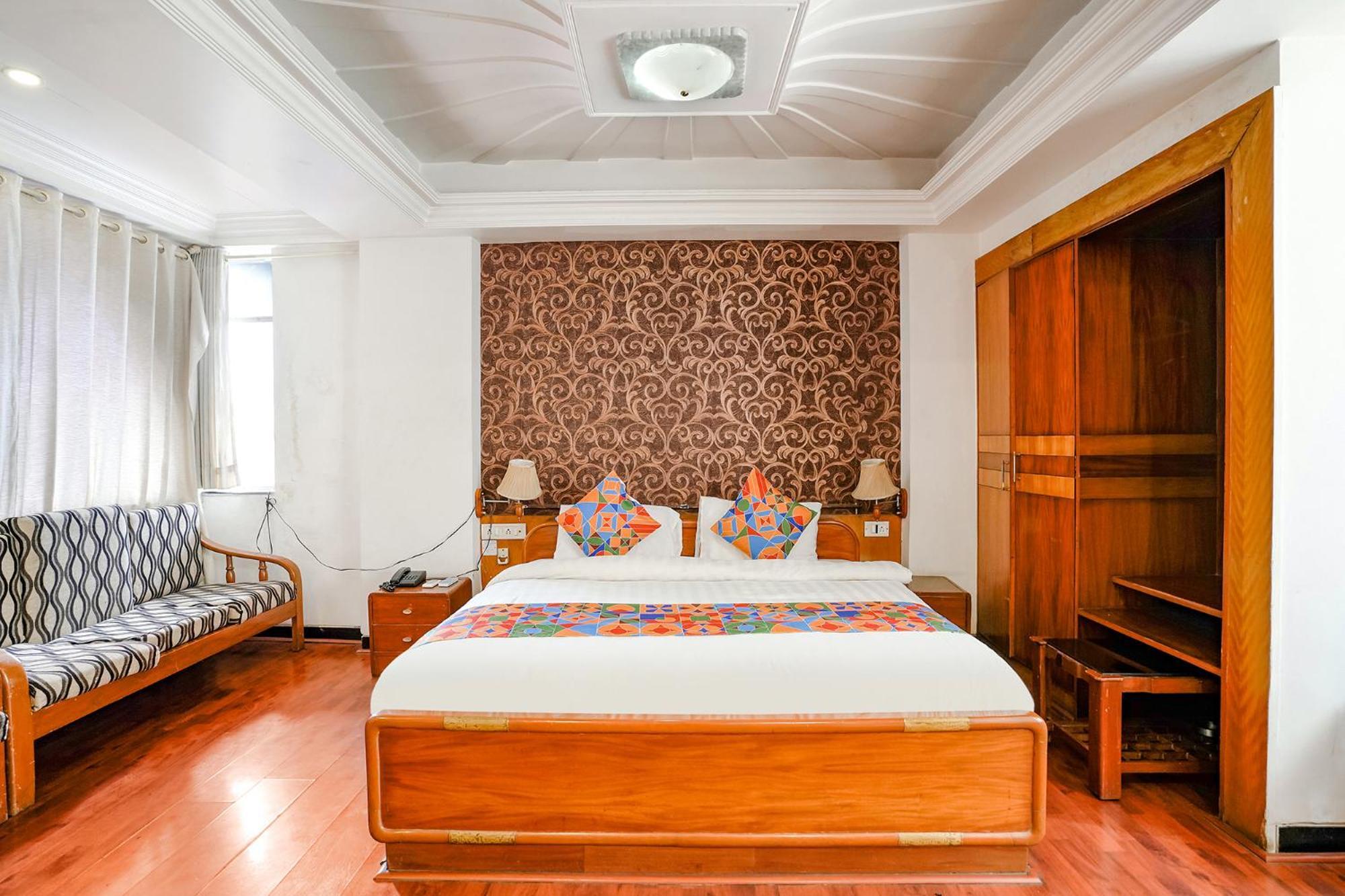 Fabhotel Silver Inn II Nashik Bagian luar foto